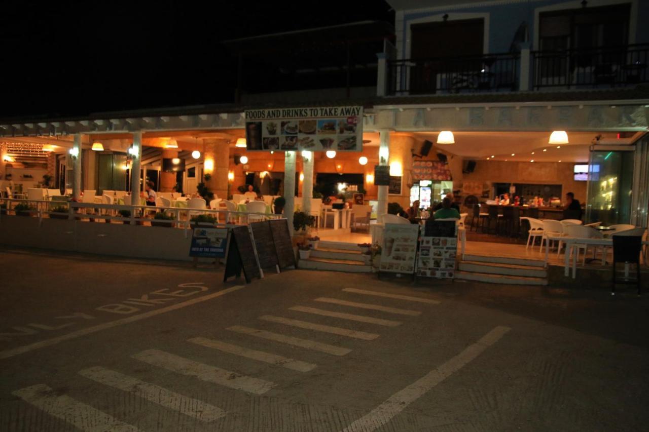 Santa Barbara Lakis Apartments Perivolion Ngoại thất bức ảnh